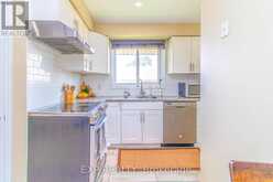 35 HILLSBOROUGH CRESCENT | Kitchener Ontario | Slide Image Nine
