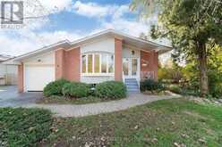 5318 MERICOURT ROAD | Burlington Ontario | Slide Image Two