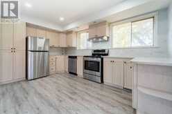 5318 MERICOURT ROAD | Burlington Ontario | Slide Image Four