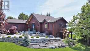 9 LAWSON COURT | Kawartha Lakes Ontario | Slide Image Three
