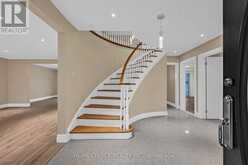 43 GOLFWOOD HEIGHTS E | Toronto Ontario | Slide Image Seven