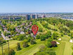 43 GOLFWOOD HEIGHTS E Toronto Ontario, M9P 3L8