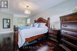 593A SCARLETT ROAD N | Toronto Ontario | Slide Image Fifteen