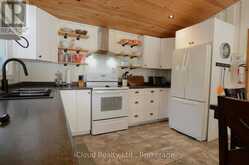 20 ROBERVAL CIRCLE | Tiny Ontario | Slide Image Nine