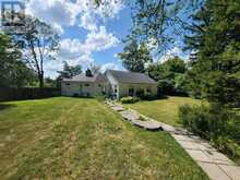 8 RENWOOD PLACE | Hamilton Ontario | Slide Image Three