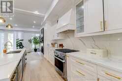 30 GLEN ECHO AVENUE | Toronto Ontario | Slide Image Six