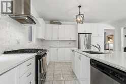 23 CYPRUS GLEN | East Gwillimbury Ontario | Slide Image Eleven