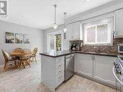 1118 GLEN VALLEY ROAD Oakville Ontario, L6M 3K8