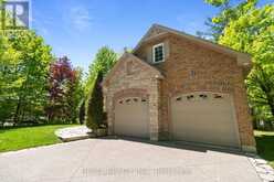 23 LADDIE LANE | Springwater Ontario | Slide Image Four