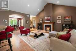 23 LADDIE LANE | Springwater Ontario | Slide Image Nine