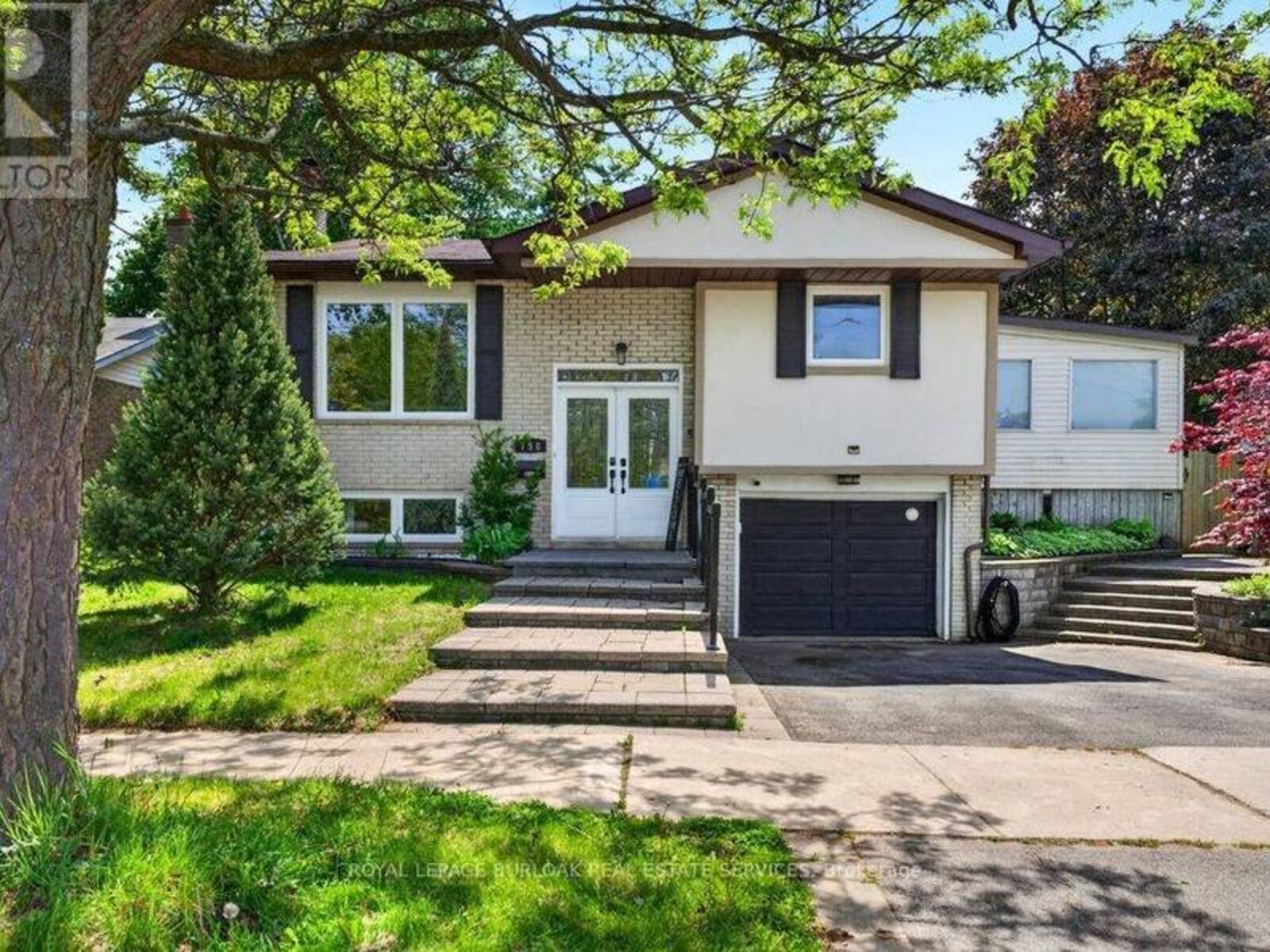 758 FRANCIS ROAD, Burlington, Ontario L7T 4A3