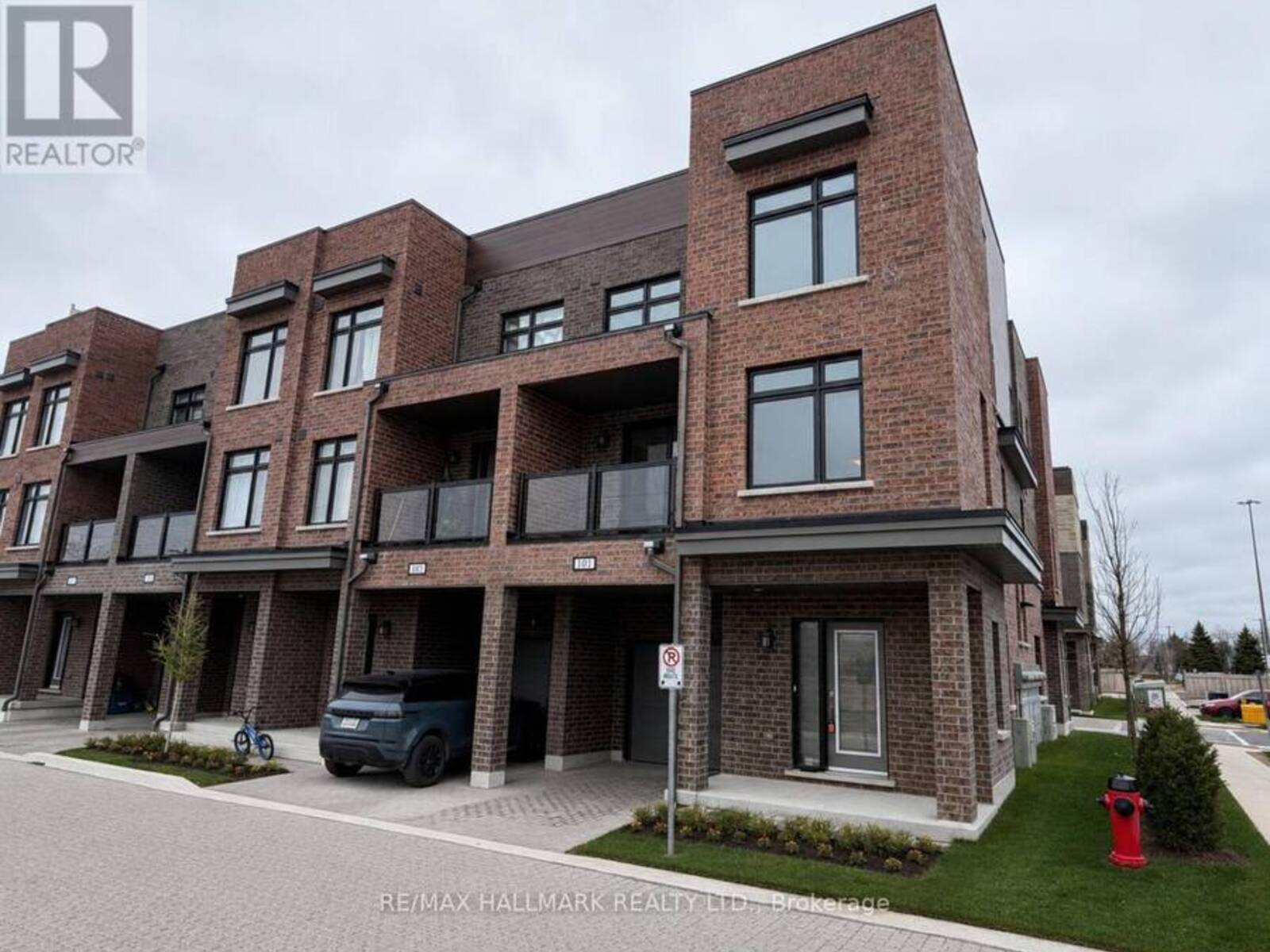 101 - 1865 PICKERING PARKWAY S, Pickering, Ontario L1V 0H2