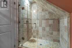 957 BEACH BOULEVARD | Hamilton Ontario | Slide Image Thirty-six