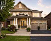 28 SHORTEN PLACE | Ajax Ontario | Slide Image One