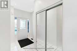 582 PLANTATION GATE | Newmarket Ontario | Slide Image Four