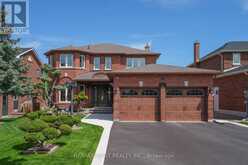 27 GOLDEN MEADOW ROAD | Barrie Ontario | Slide Image Three