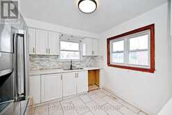 116 SUTHERLAND AVENUE | Brampton Ontario | Slide Image Ten