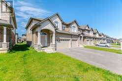 190 ROCKLEDGE DRIVE | Hamilton Ontario | Slide Image Three