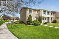 72 - 580 EYER DRIVE | Pickering Ontario | Slide Image Three