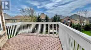 12 SACHET DRIVE | Richmond Hill Ontario | Slide Image Twelve