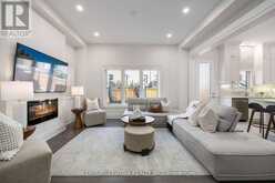 109 VANTAGE LOOP | Newmarket Ontario | Slide Image Eleven