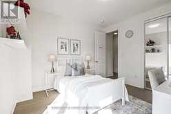 109 VANTAGE LOOP | Newmarket Ontario | Slide Image Thirty-five