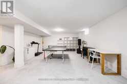 109 VANTAGE LOOP | Newmarket Ontario | Slide Image Forty-one