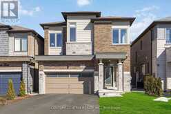 109 VANTAGE LOOP | Newmarket Ontario | Slide Image Forty-seven