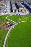 109 VANTAGE LOOP | Newmarket Ontario | Slide Image Four