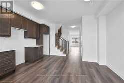 35 - 120 COURT DRIVE | Paris Ontario | Slide Image Twelve