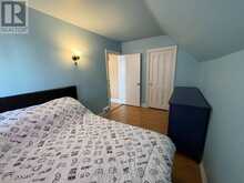 54 EDINBURGH AVENUE | Hamilton Ontario | Slide Image Thirteen