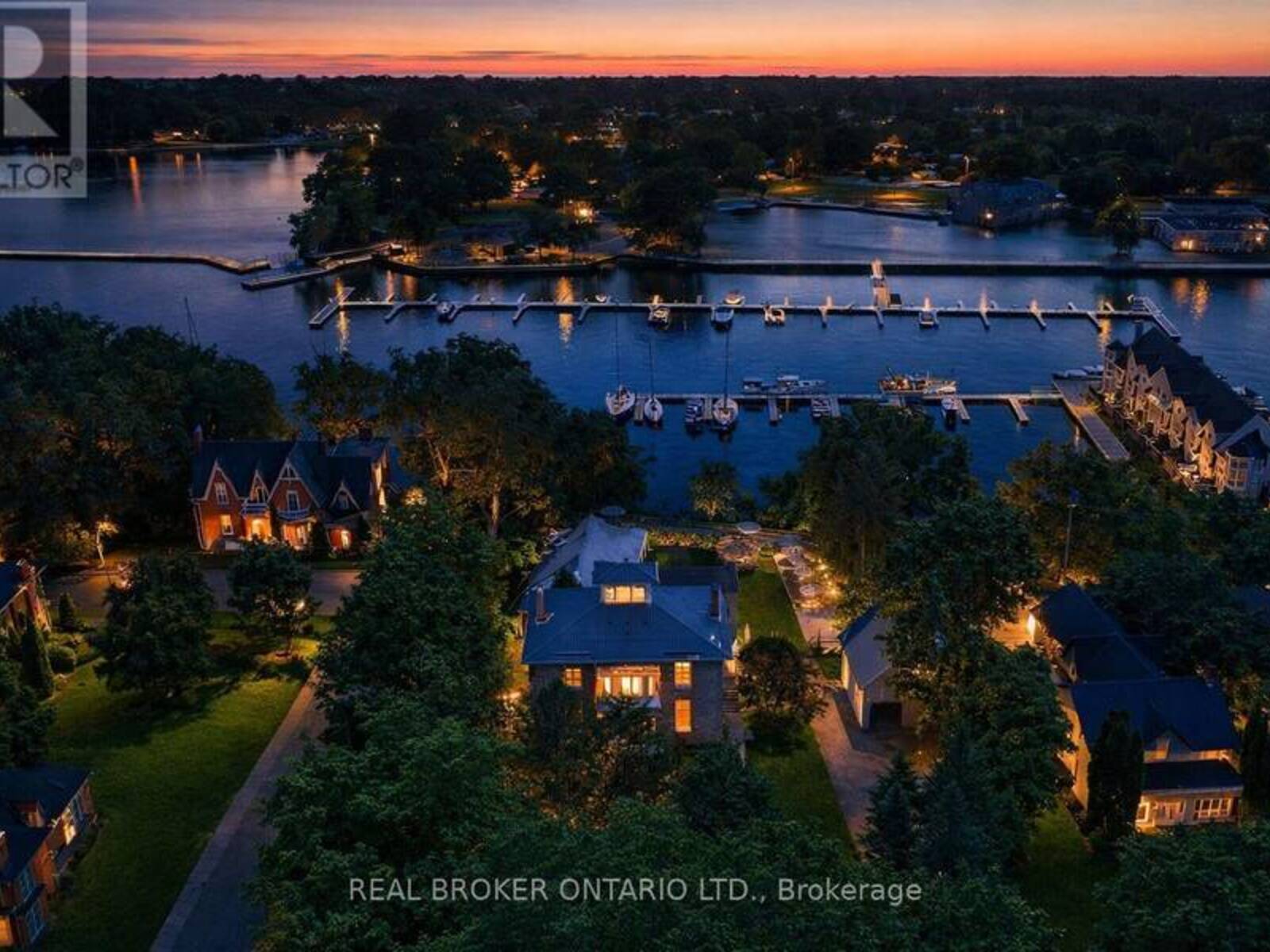 346 PICTON MAIN STREET, Prince Edward, Ontario K0K 2T0