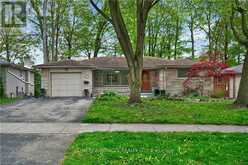 217 PINEGROVE CRESCENT | Waterloo Ontario | Slide Image Two