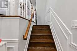 B - 35 SPRUCE STREET | Toronto Ontario | Slide Image Six