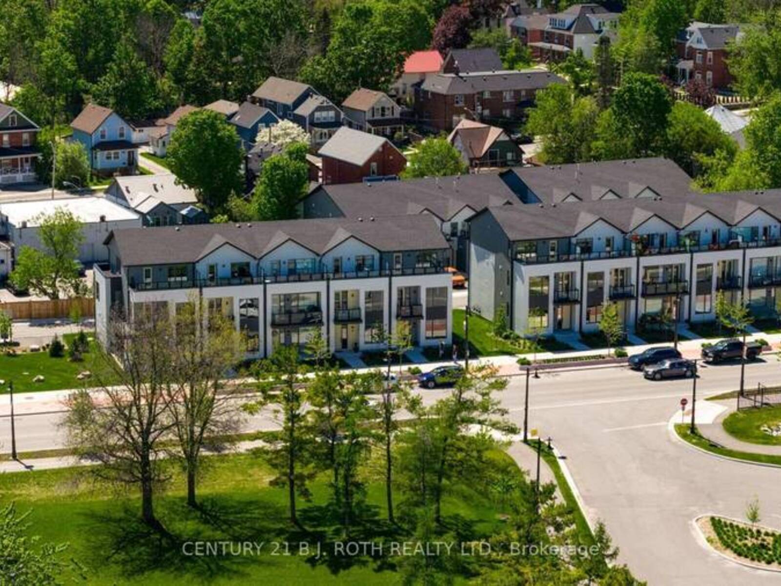 89 LIGHTFOOT DRIVE, Orillia, Ontario L3V 7L8
