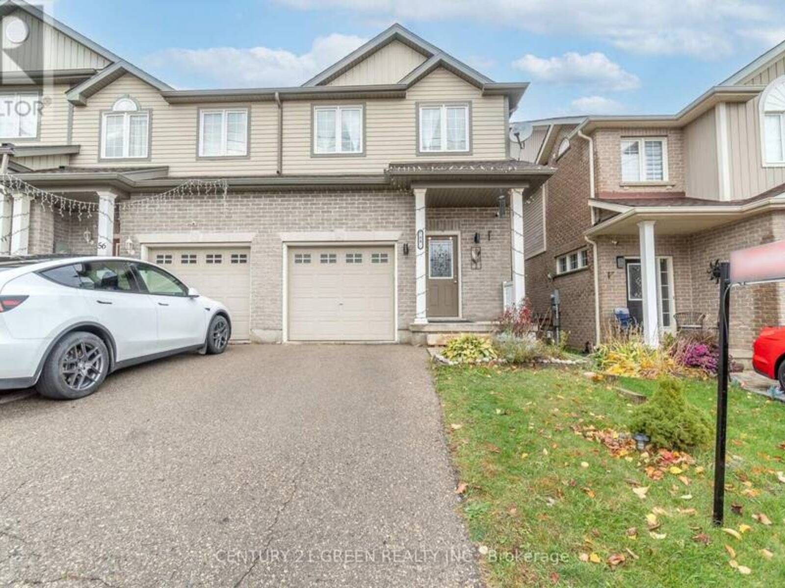 54 ROCKCLIFFE DRIVE, Kitchener, Ontario N2R 1W5