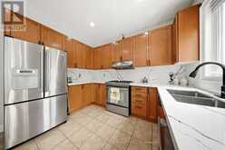 35 DEVONSLEIGH DRIVE | Brampton Ontario | Slide Image Sixteen