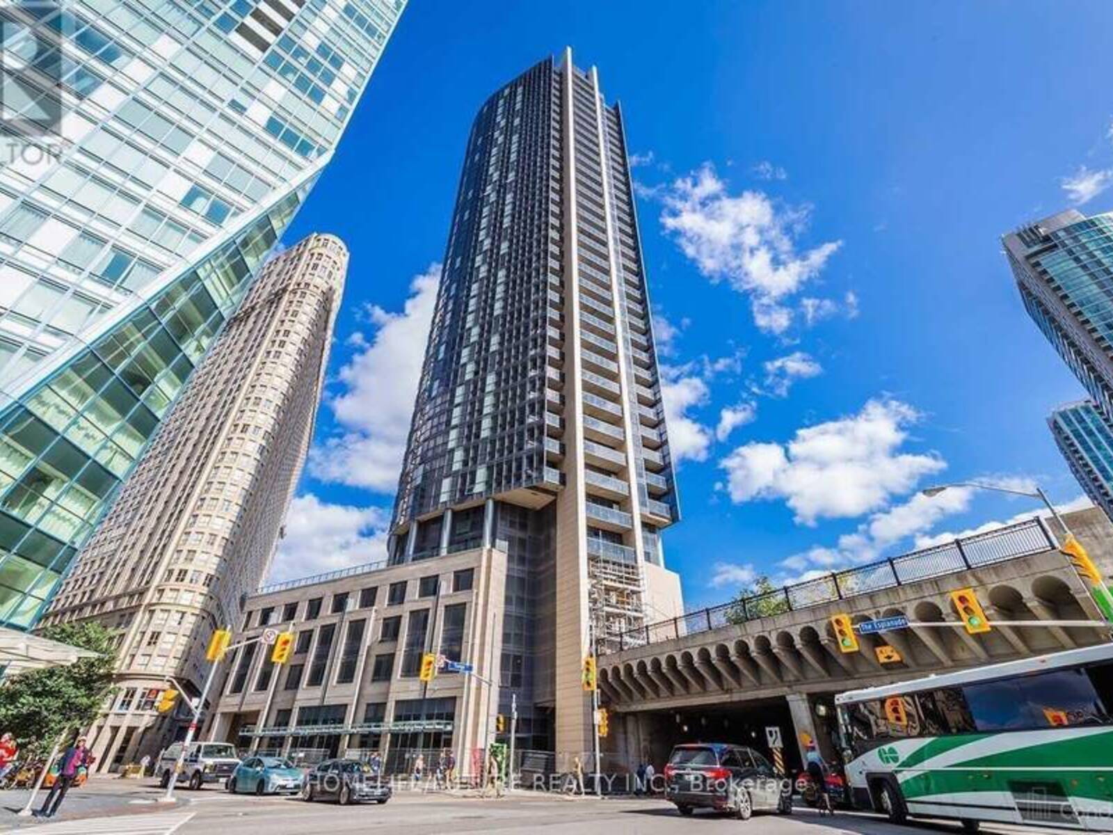 2909 - 1 THE ESPLANADE DRIVE, Toronto, Ontario M5E 0A8