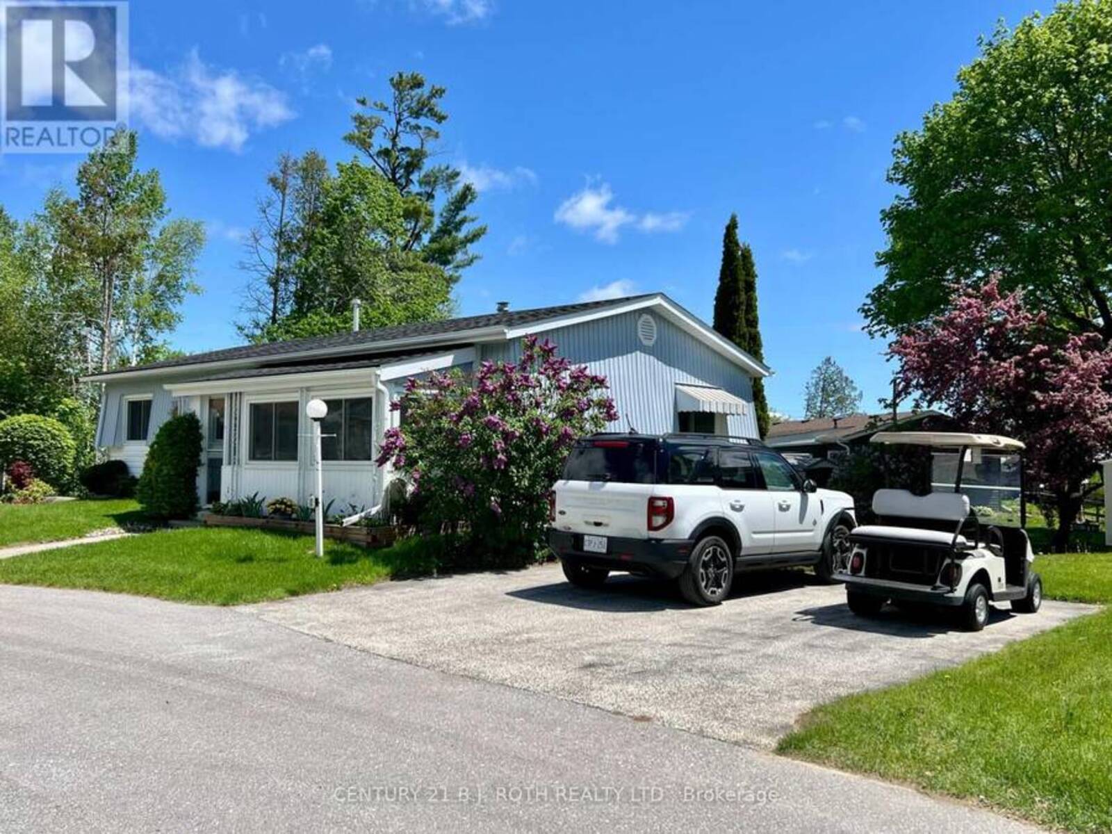 1 NECTARINE COURT, Innisfil, Ontario L9S 1M4