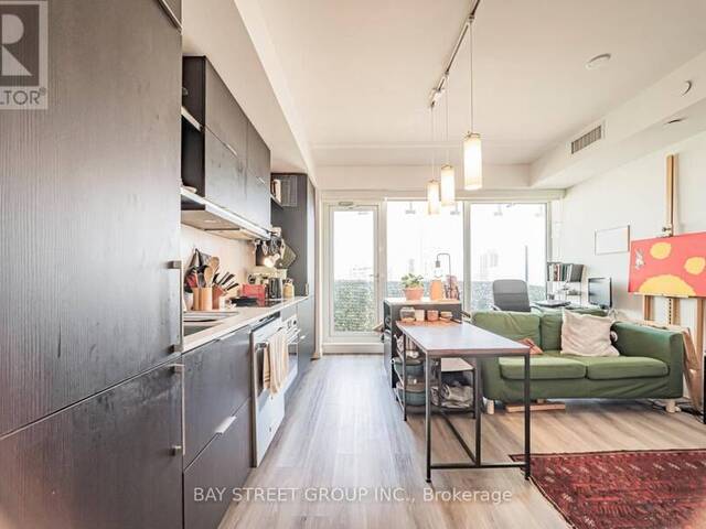 2204 - 197 YONGE STREET Toronto Ontario, M5B 0C1 - 1 Bedroom Condo For Sale