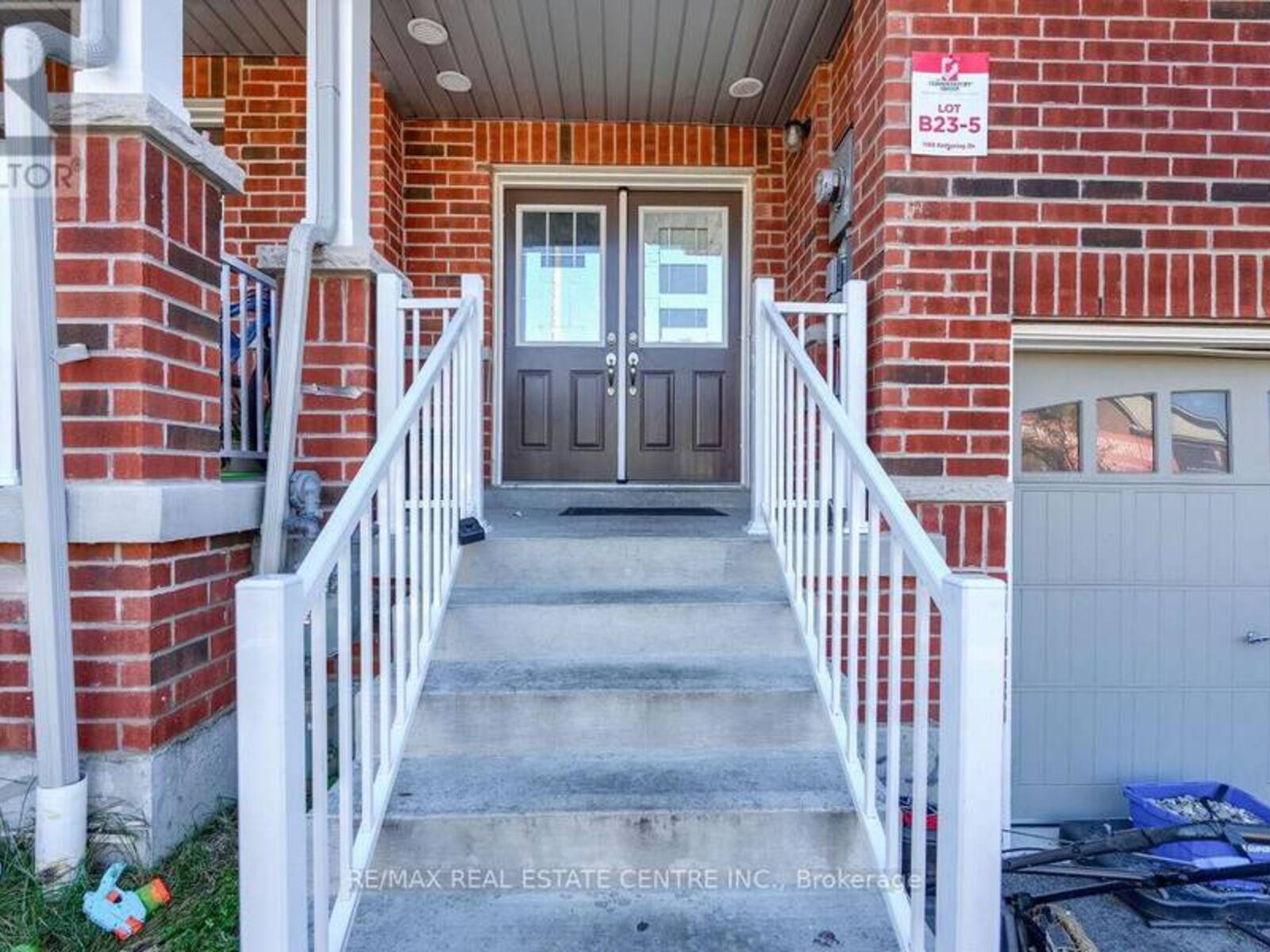 1193 KETTERING DRIVE, Oshawa, Ontario L1K 1A6