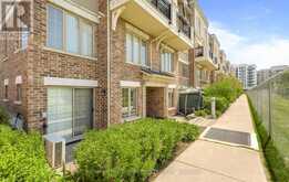 1 - 2441 GREENWICH DRIVE | Oakville Ontario | Slide Image Twelve