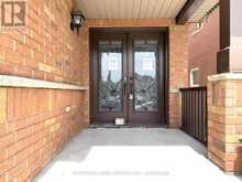 68 VINTAGE GATE | Brampton Ontario | Slide Image Four