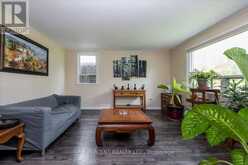 224 FOSTER DRIVE | Barrie Ontario | Slide Image Two