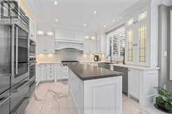 2480 UPPER VALLEY CRESCENT | Oakville Ontario | Slide Image Fifteen