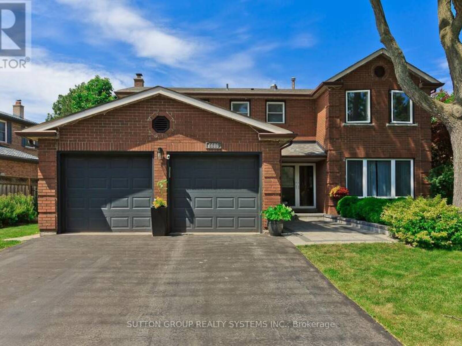 6686 BARRISDALE DRIVE, Mississauga, Ontario L5N 2H3