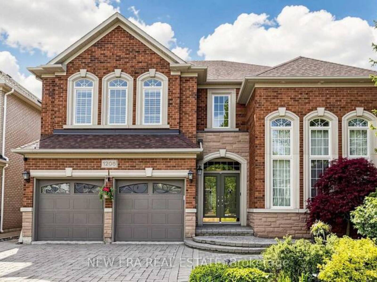 1206 LINDENROCK DRIVE, Oakville, Ontario L6H 6T4