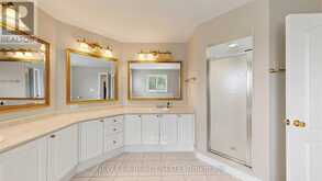 1206 LINDENROCK DRIVE | Oakville Ontario | Slide Image Twenty-four