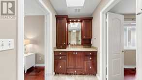 1206 LINDENROCK DRIVE | Oakville Ontario | Slide Image Twenty-seven