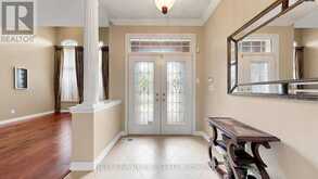 1206 LINDENROCK DRIVE | Oakville Ontario | Slide Image Three